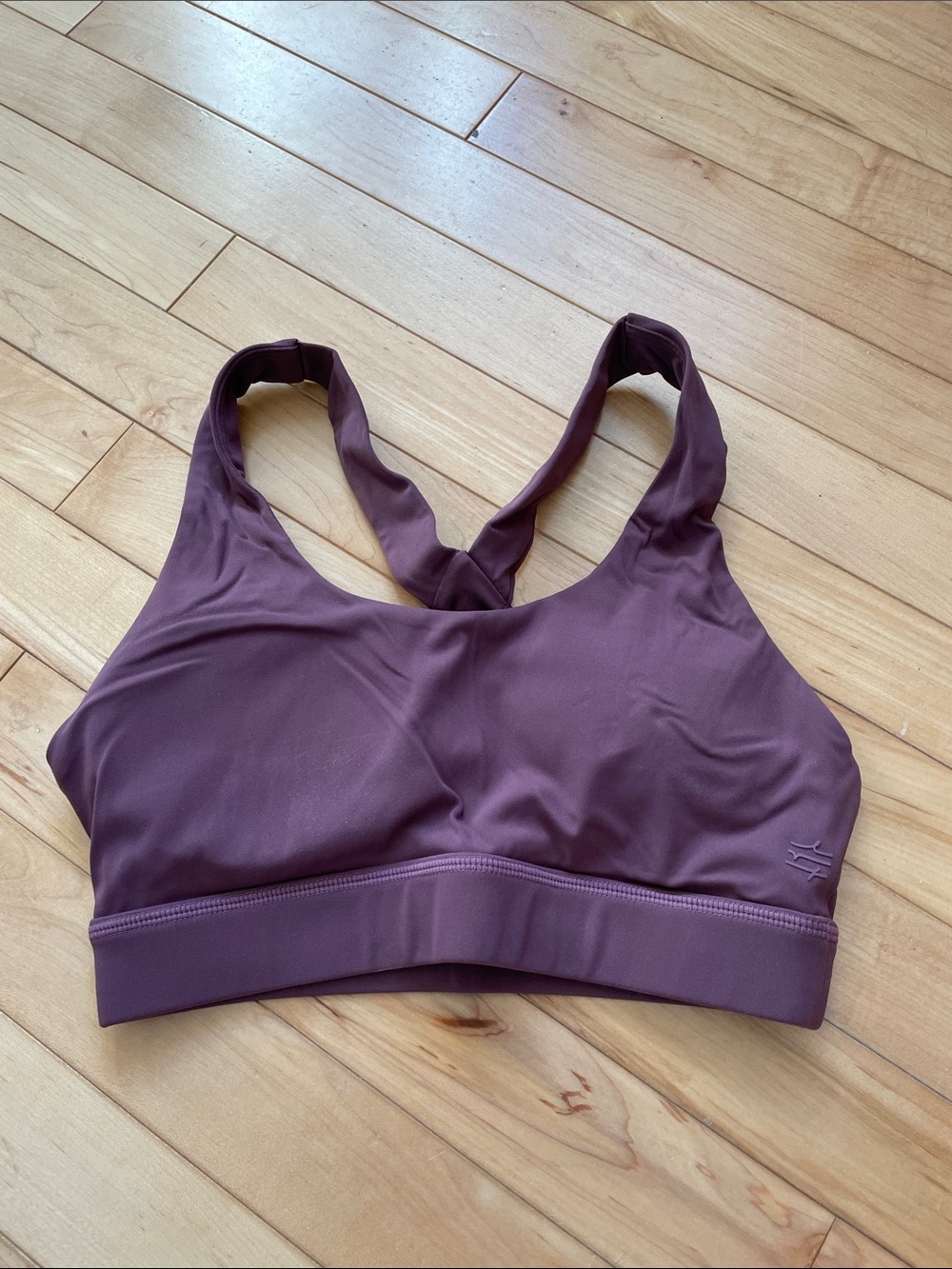 LIVFREELY sports bra